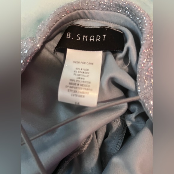 Dresses & Skirts - homecoming dress